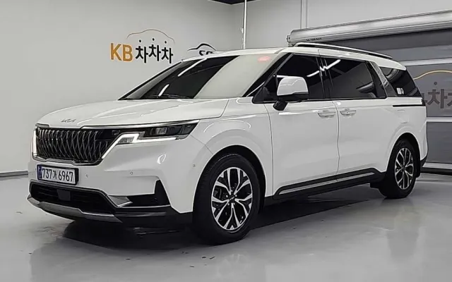 카니발 4세대 디젤 11인승 시그니처