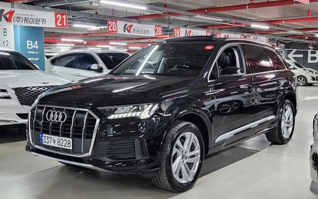 Q7 (4M) 45 TDI 콰트로